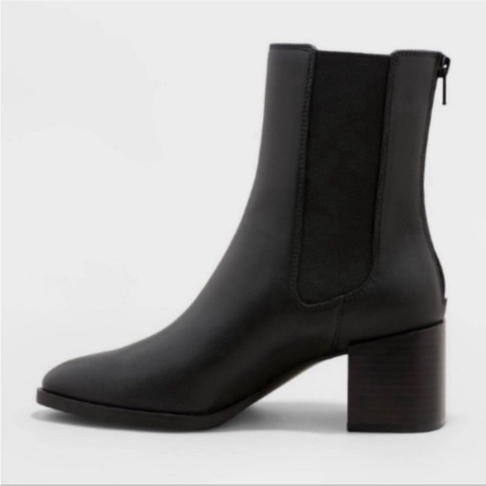 A New Day- Black Boots NWT